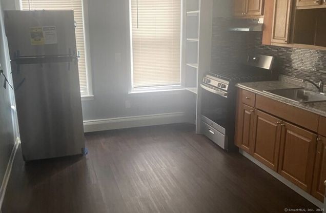 1322 Stratford Unit 1 Bridgeport, CT Apartment Active - Photo 1 of 4. Opens carousel modal