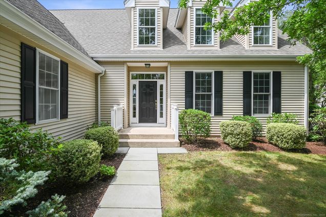 18 Kenington Unit 18