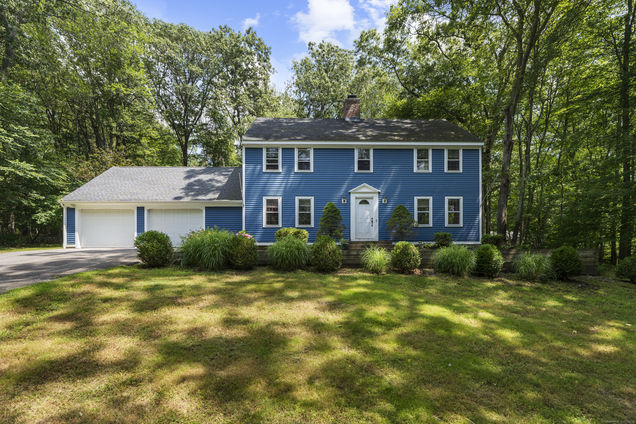 6 Pheasant Hill Old Saybrook, CT House Active - Photo 1 of 23. Opens carousel modal