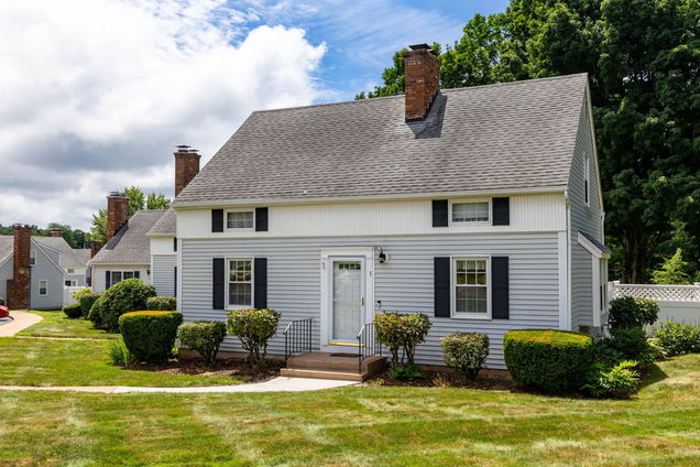 102 Wetherell Unit APT 1 Manchester, CT Townhouse Active - Photo 1 of 34. Opens carousel modal