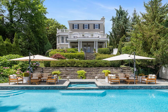 1136 Prospect