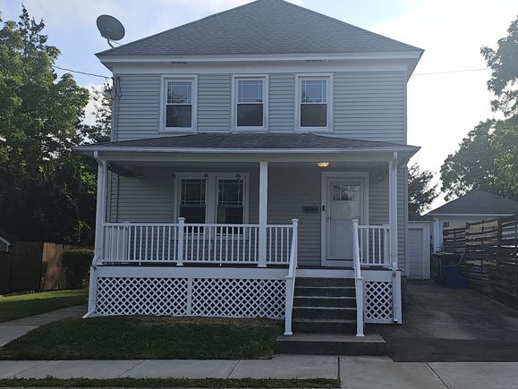 32 South Ledyard