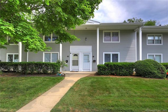 33 Carriage North Unit 33 Milford, CT Townhouse Active - Photo 1 of 32. Opens carousel modal