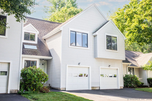 3 Locust Unit 3 Farmington, CT Townhouse Active - Photo 1 of 38. Opens carousel modal