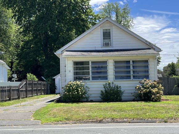 32 Brainard Enfield, CT House Active - Photo 1 of 28. Opens carousel modal
