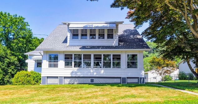 8 Homestead Derby, CT House Active - Photo 1 of 31. Opens carousel modal