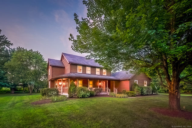 8 Country Farm