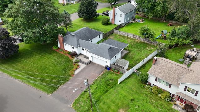 34 Roberts Windsor Locks, CT House Active - Photo 1 of 39. Opens carousel modal