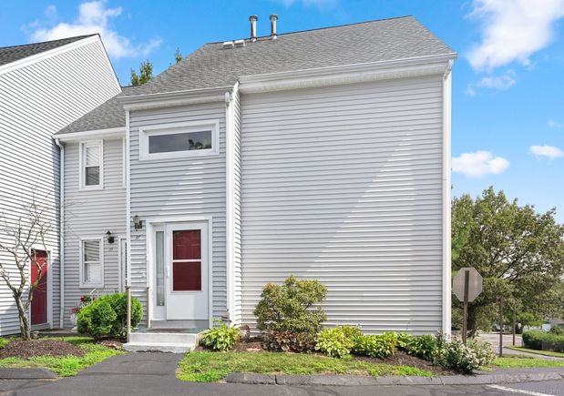 2445 Park Unit 37 Bridgeport, CT Townhouse Active - Photo 1 of 27. Opens carousel modal