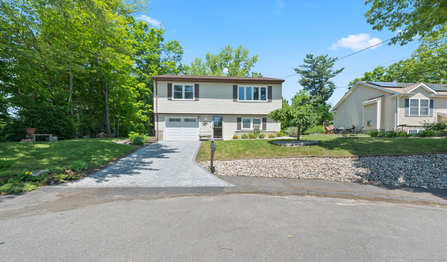 25 Parkwood Waterbury, CT House Active - Photo 1 of 21. Opens carousel modal