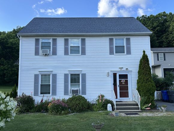 5 Old Mill Plain