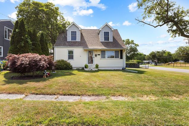 265 Lighthouse Stratford, CT House Coming Soon - Photo 1 of 25. Opens carousel modal