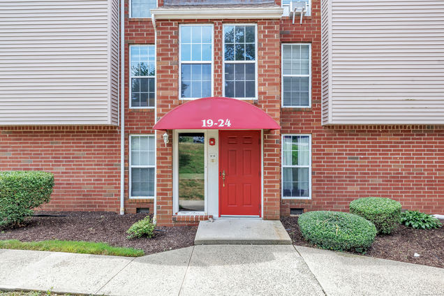 19 Heather Unit 19 Shelton, CT House Active - Photo 1 of 27. Opens carousel modal