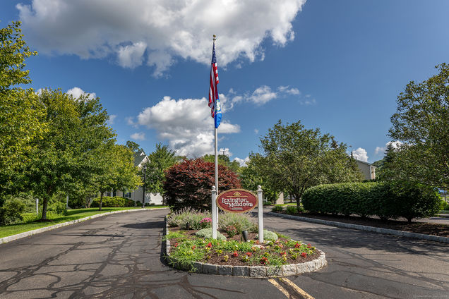 1504 Lexington Unit 1504