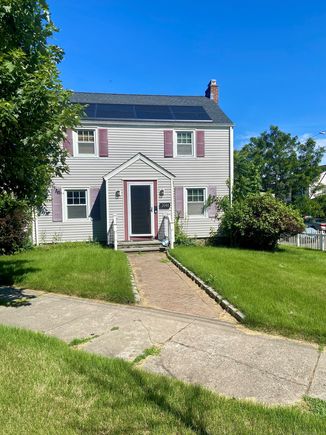 2080 Noble Bridgeport, CT House Coming Soon - Photo 1 of 4. Opens carousel modal