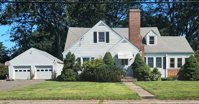 79 Hillhurst