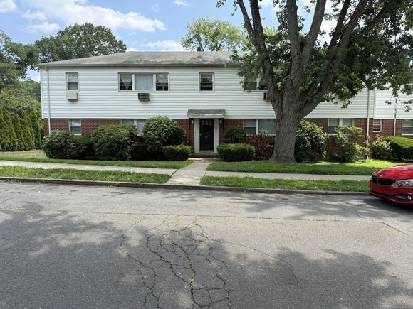 72 Cherry Hill Unit 1A