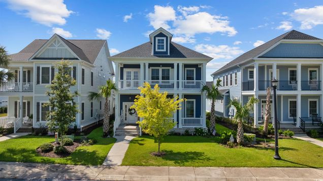 736 Crystal Waterway Dr.