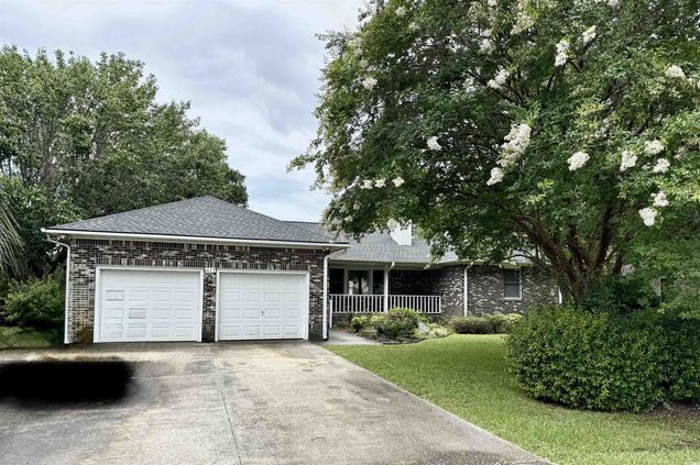 617 Waccamaw River Rd.