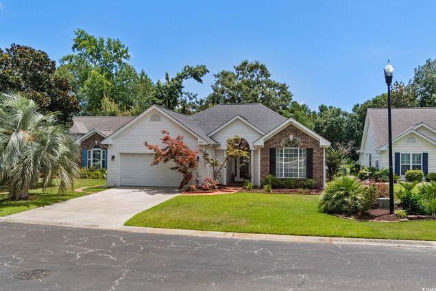4334 Oakwood Circle