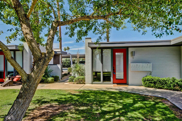 4204 N 38th Street Phoenix, AZ Apartment Sold - Photo 1 of 32. Opens carousel modal