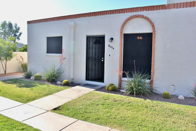 8054 E Oak Street Scottsdale, AZ Townhouse Sold - Photo 1 of 13. Opens carousel modal