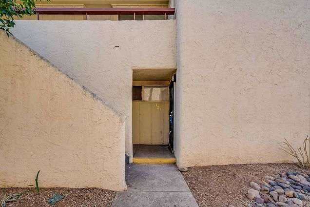 3828 N 32nd Street Phoenix, AZ Condo Sold - Photo 1 of 30. Opens carousel modal
