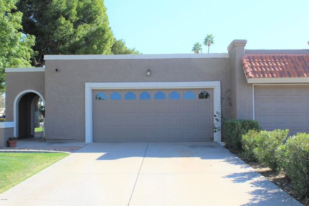 25225 S Glenburn Drive Sun Lakes, AZ Townhouse Sold - Photo 1 of 72. Opens carousel modal