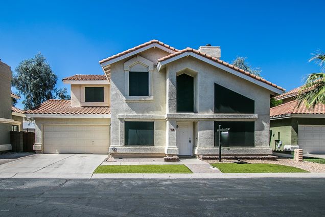 18 W Hancock Avenue Gilbert, AZ House Sold - Photo 1 of 32. Opens carousel modal