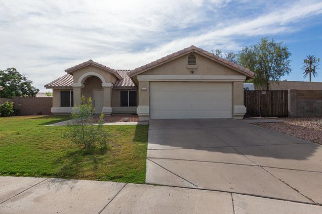 11944 N 68th Avenue Peoria, AZ House Sold - Photo 1 of 25. Opens carousel modal