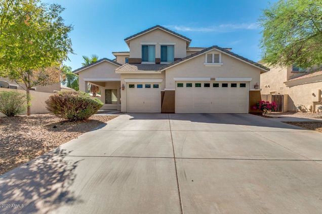 1569 E Cassia Court Gilbert, AZ House Sold - Photo 1 of 41. Opens carousel modal