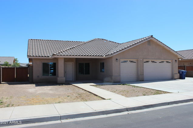 4423 W 24th Place Yuma, AZ House Sold - Photo 1 of 41. Opens carousel modal