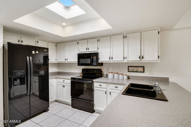 5636 N Palacio Place Phoenix, AZ Townhouse Sold - Photo 1 of 45. Opens carousel modal