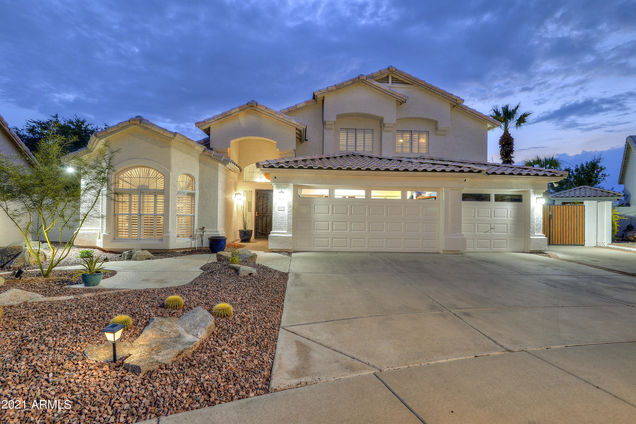 15440 N 10th Avenue Phoenix, AZ House Sold - Photo 1 of 28. Opens carousel modal