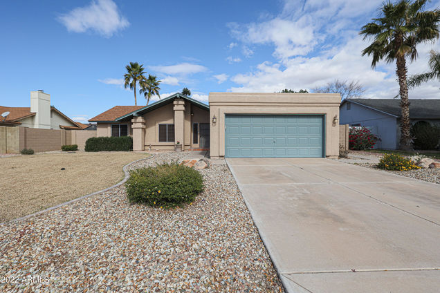 8032 W Dahlia Drive Peoria, AZ House Sold - Photo 1 of 36. Opens carousel modal