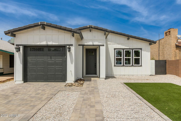 26 W Bruce Avenue Gilbert, AZ House Sold - Photo 1 of 28. Opens carousel modal