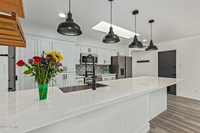 1726 E Palmcroft Drive Tempe, AZ House Sold - Photo 1 of 37. Opens carousel modal