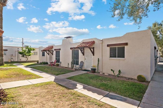 8022 E Oak Street Scottsdale, AZ Townhouse Sold - Photo 1 of 15. Opens carousel modal