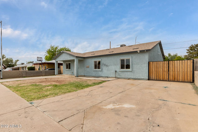 1642 N 37th Avenue Phoenix, AZ House Sold - Photo 1 of 26. Opens carousel modal