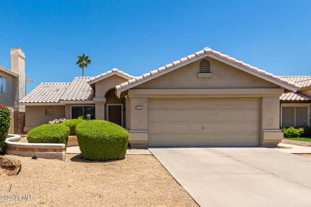 11981 N 69th Avenue Peoria, AZ House Sold - Photo 1 of 29. Opens carousel modal