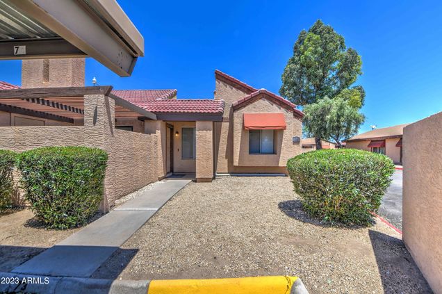 2128 E 10th Street Tempe, AZ Townhouse Sold - Photo 1 of 32. Opens carousel modal