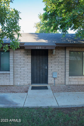 121 W Loma Vista Drive Tempe, AZ Townhouse Sold - Photo 1 of 22. Opens carousel modal