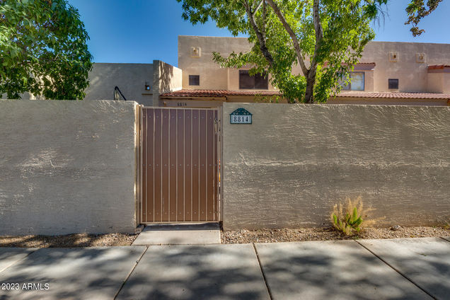 8814 N 47th Lane Glendale, AZ Townhouse Sold - Photo 1 of 31. Opens carousel modal