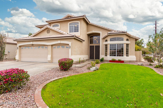 224 W Buena Vista Drive Tempe, AZ House Sold - Photo 1 of 36. Opens carousel modal