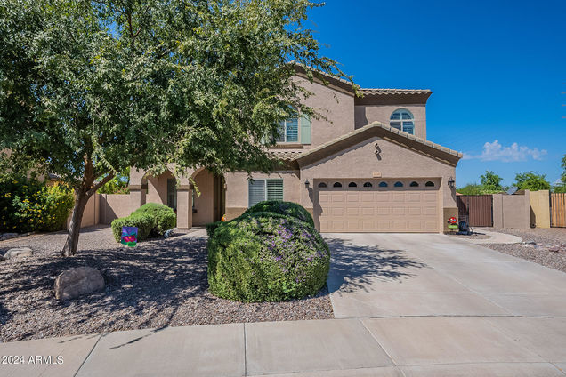 4840 S Cobblestone Street Gilbert, AZ House Sold - Photo 1 of 83. Opens carousel modal