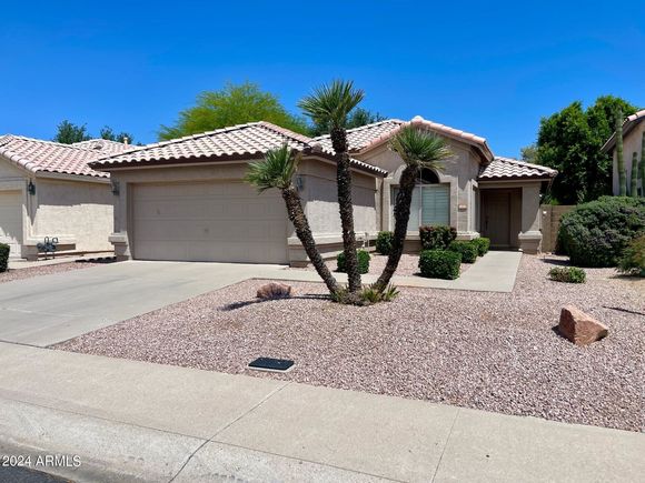 426 W Calle Monte Vista Tempe, AZ House Pending - Photo 1 of 10. Opens carousel modal