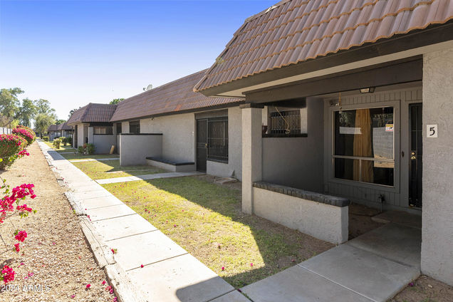 9013 W Elm Street Phoenix, AZ Townhouse Sold - Photo 1 of 28. Opens carousel modal