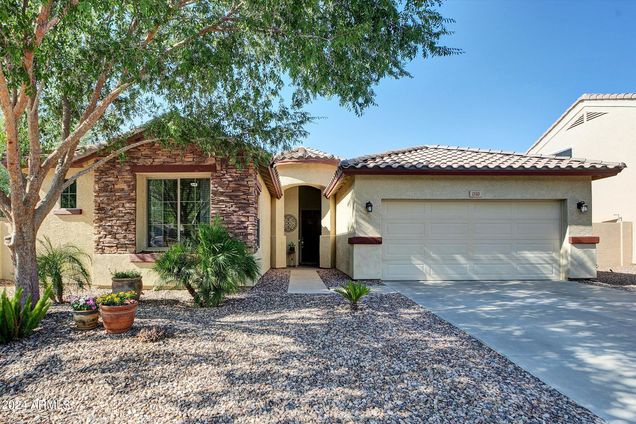 1510 E Cassia Court Gilbert, AZ House Sold - Photo 1 of 40. Opens carousel modal