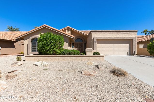 9214 W Kerry Lane Peoria, AZ House Active - Photo 1 of 40. Opens carousel modal