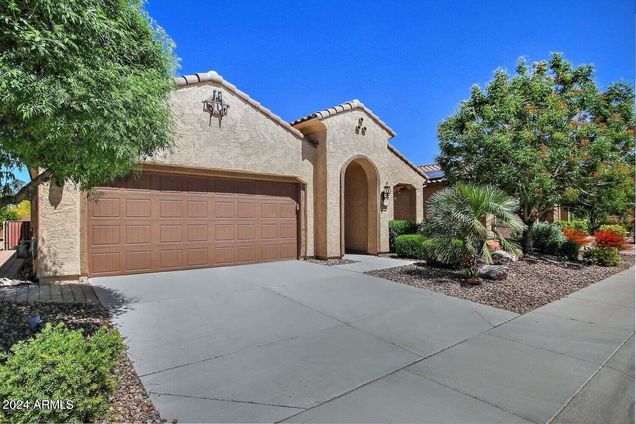 4394 N Hummingbird Drive Florence, AZ House Active - Photo 1 of 32. Opens carousel modal